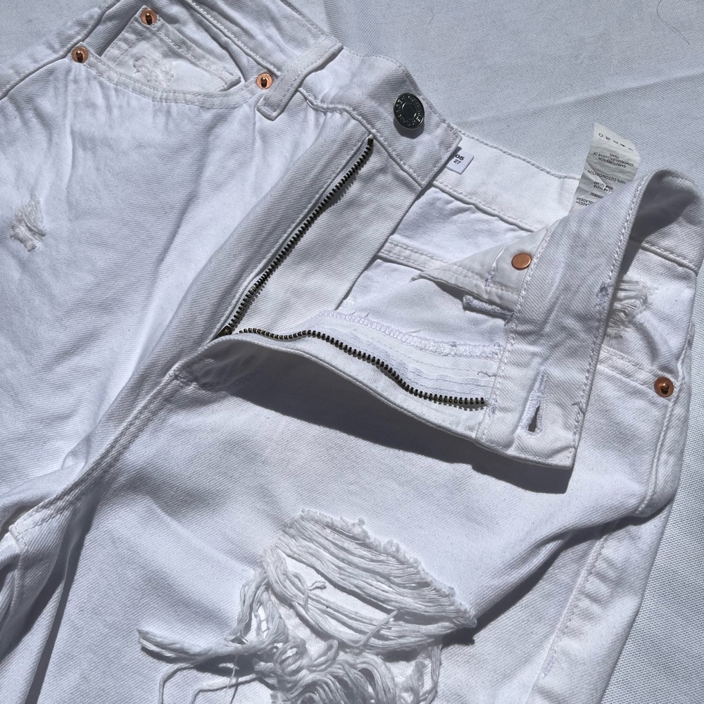 Straight Ripped White Jeans - Picture 3 of 6